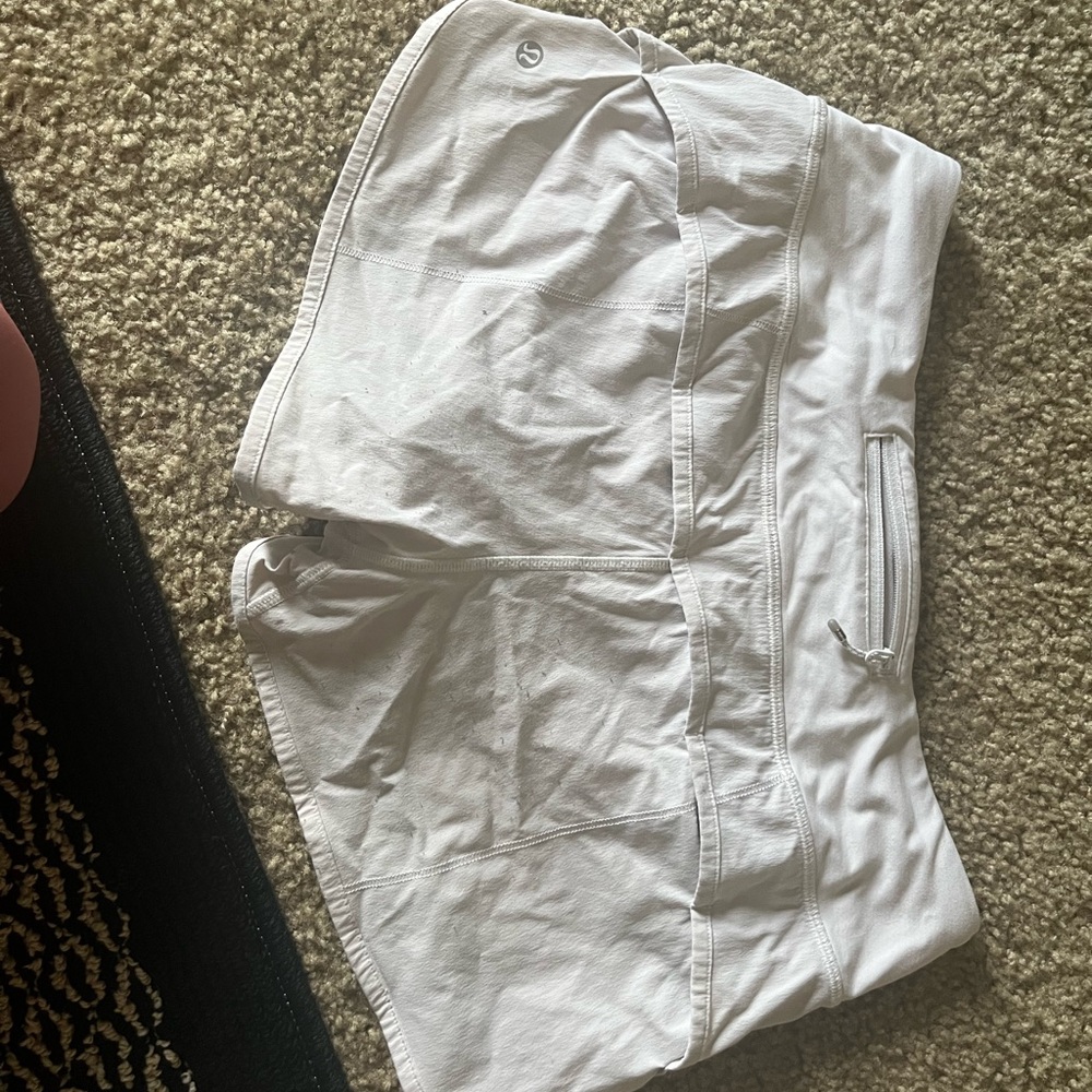 White Lulu Shorts - Picture 2 of 3